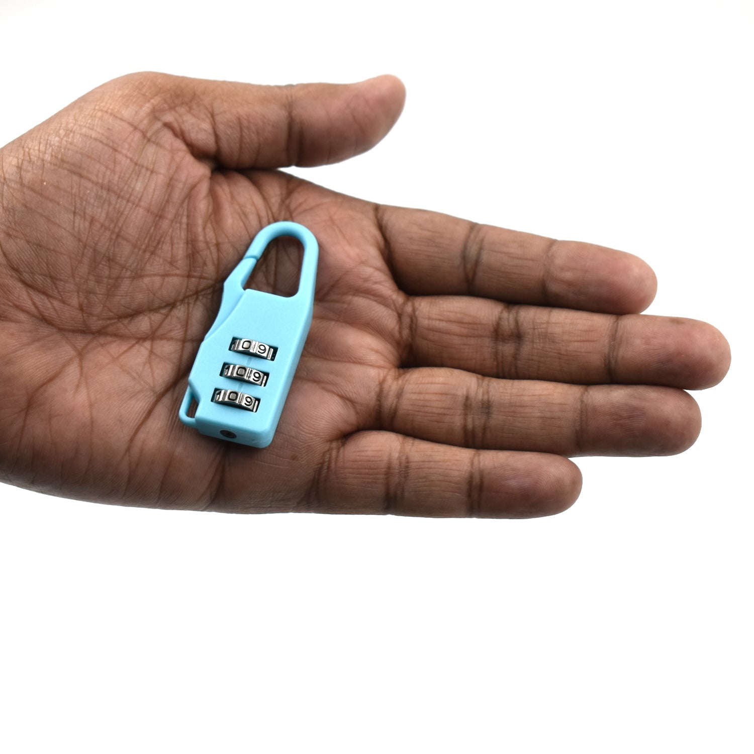 6109 3 Digit luggage Lock and tool used widely in all security purposes of luggage items and materials. 6109 3 Digit luggage Lock and tool used widely in all security purposes of luggage items and materials.